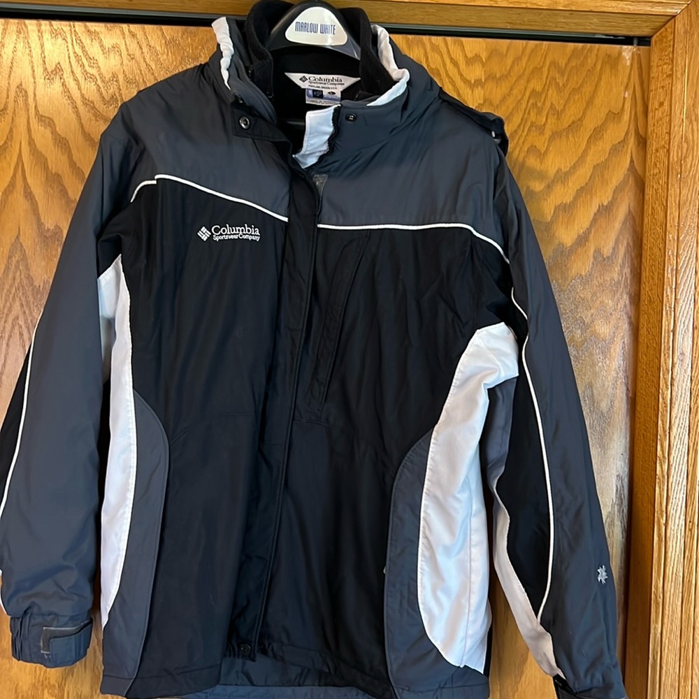 Women’s 3 in 1 Columbia | size large